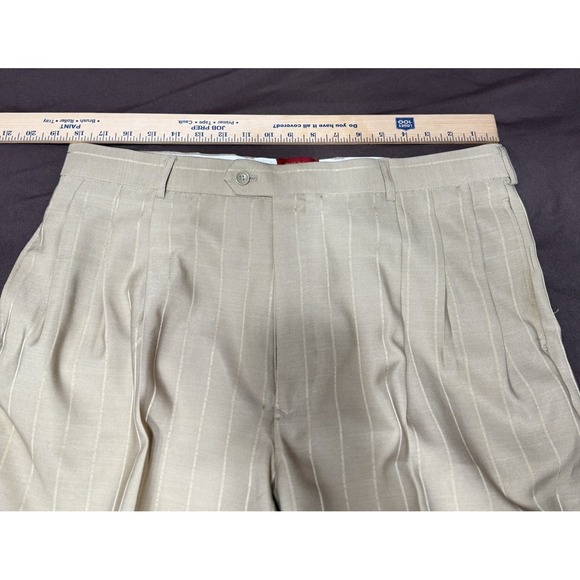 Vitaliano Mens 3 Pc‎ Suit Jacket, Vest, Pants, 44L/38W Gold , Super 150's Cloth - Picture 13 of 16